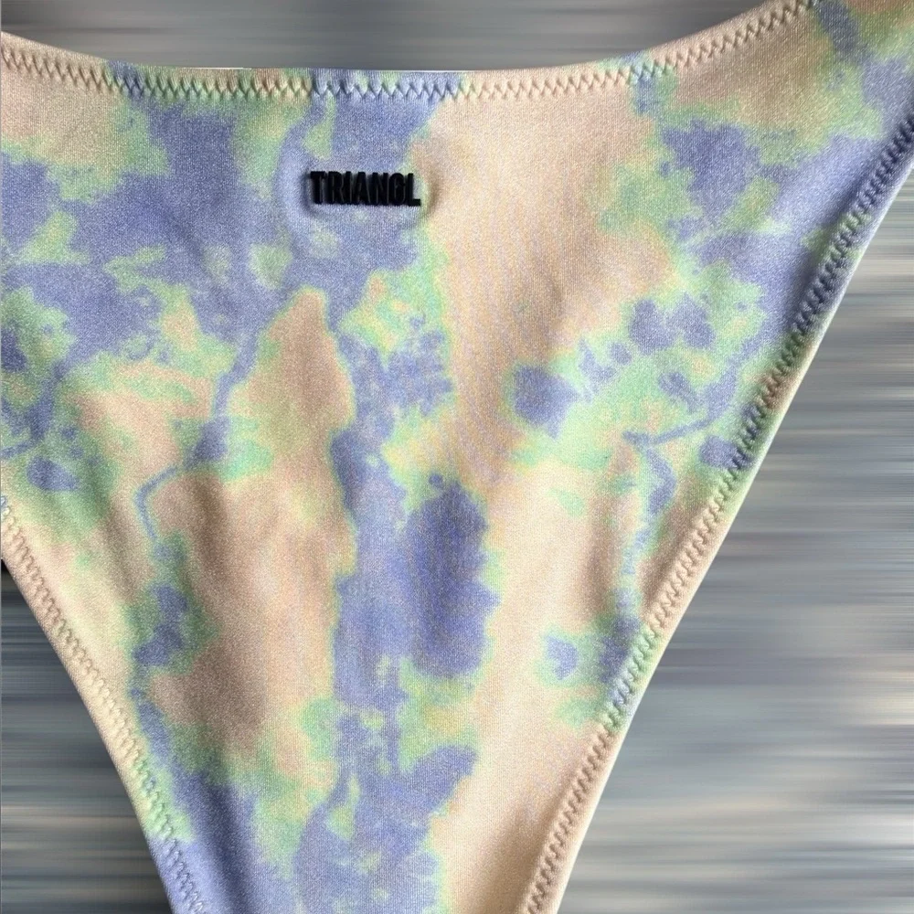 Triangl Bikini Bottom Large NWT Tie Dye Pastel